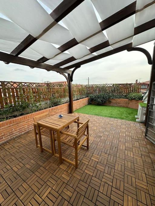 Mirabella Loft *